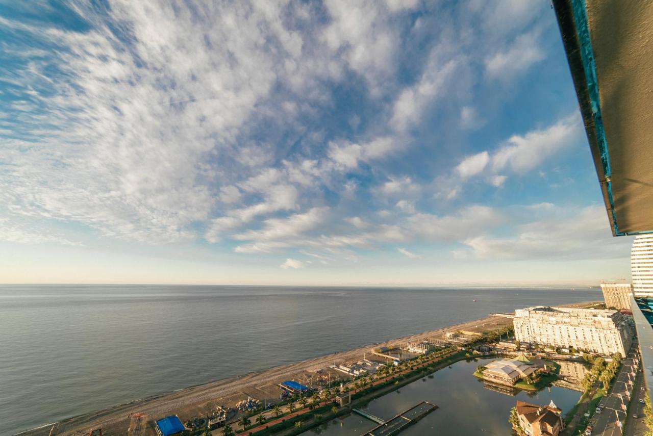 Gc Apartments Batumi Eksteriør bilde