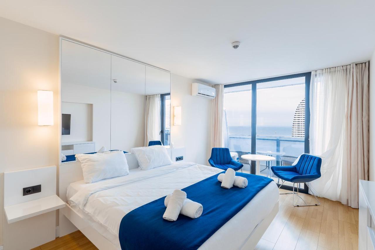Gc Apartments Batumi Eksteriør bilde