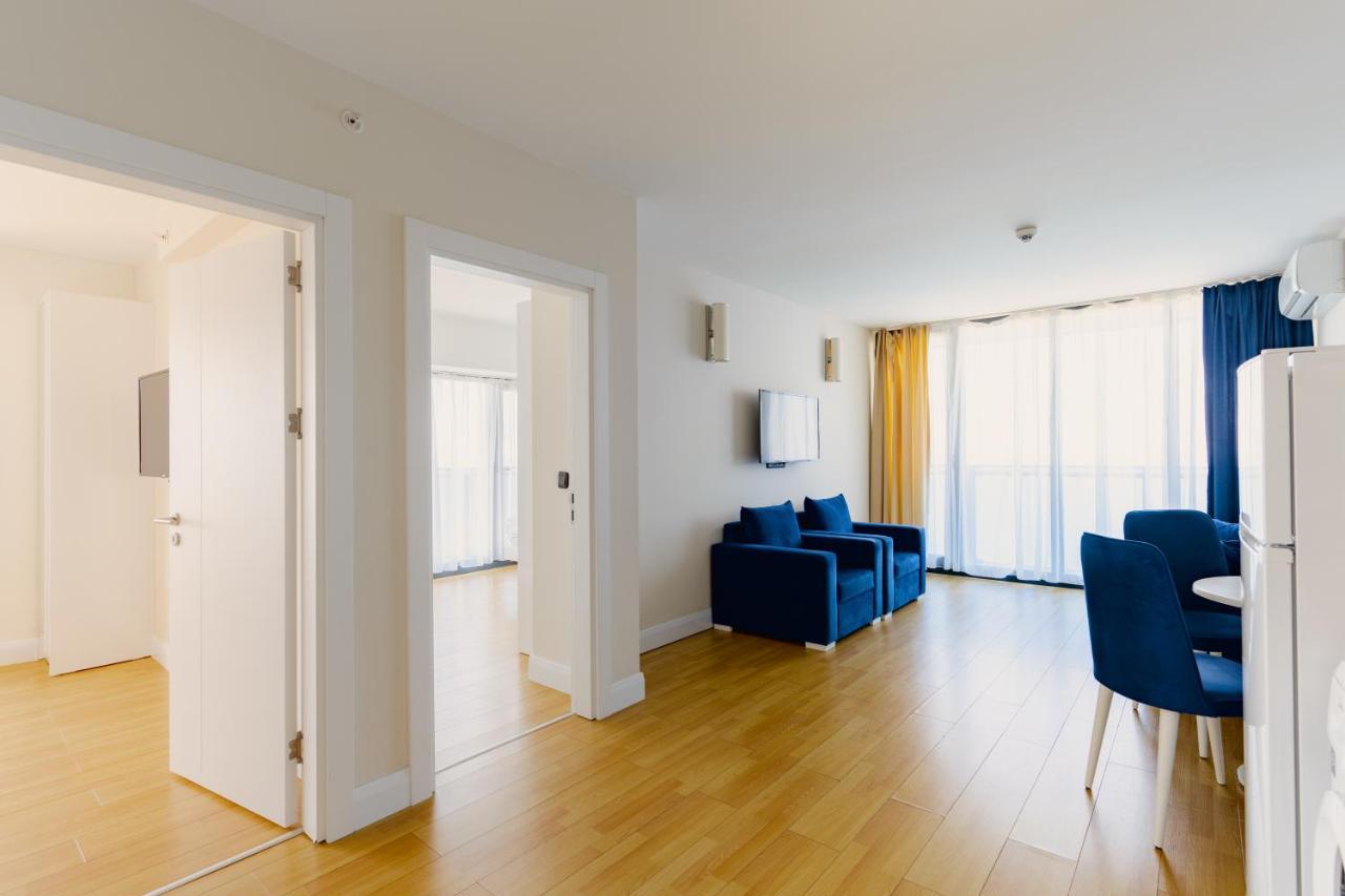 Gc Apartments Batumi Eksteriør bilde