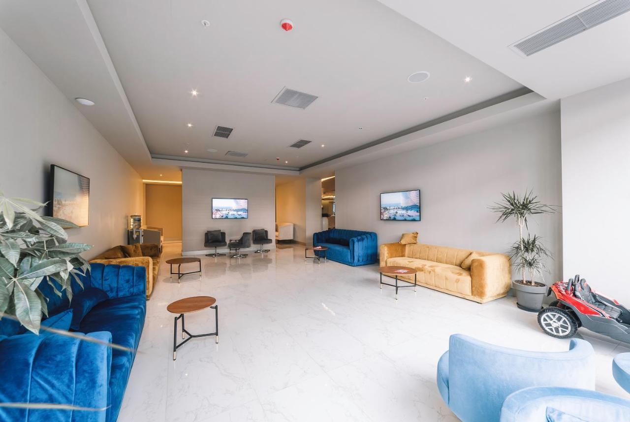 Gc Apartments Batumi Eksteriør bilde